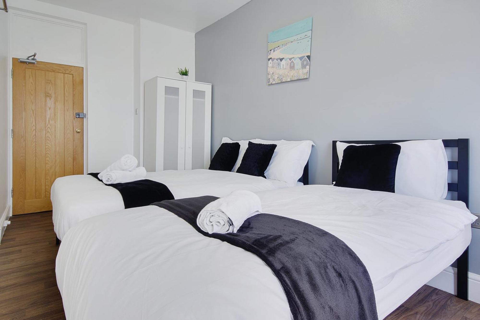 Azure Beach Hotel Bournemouth Ngoại thất bức ảnh
