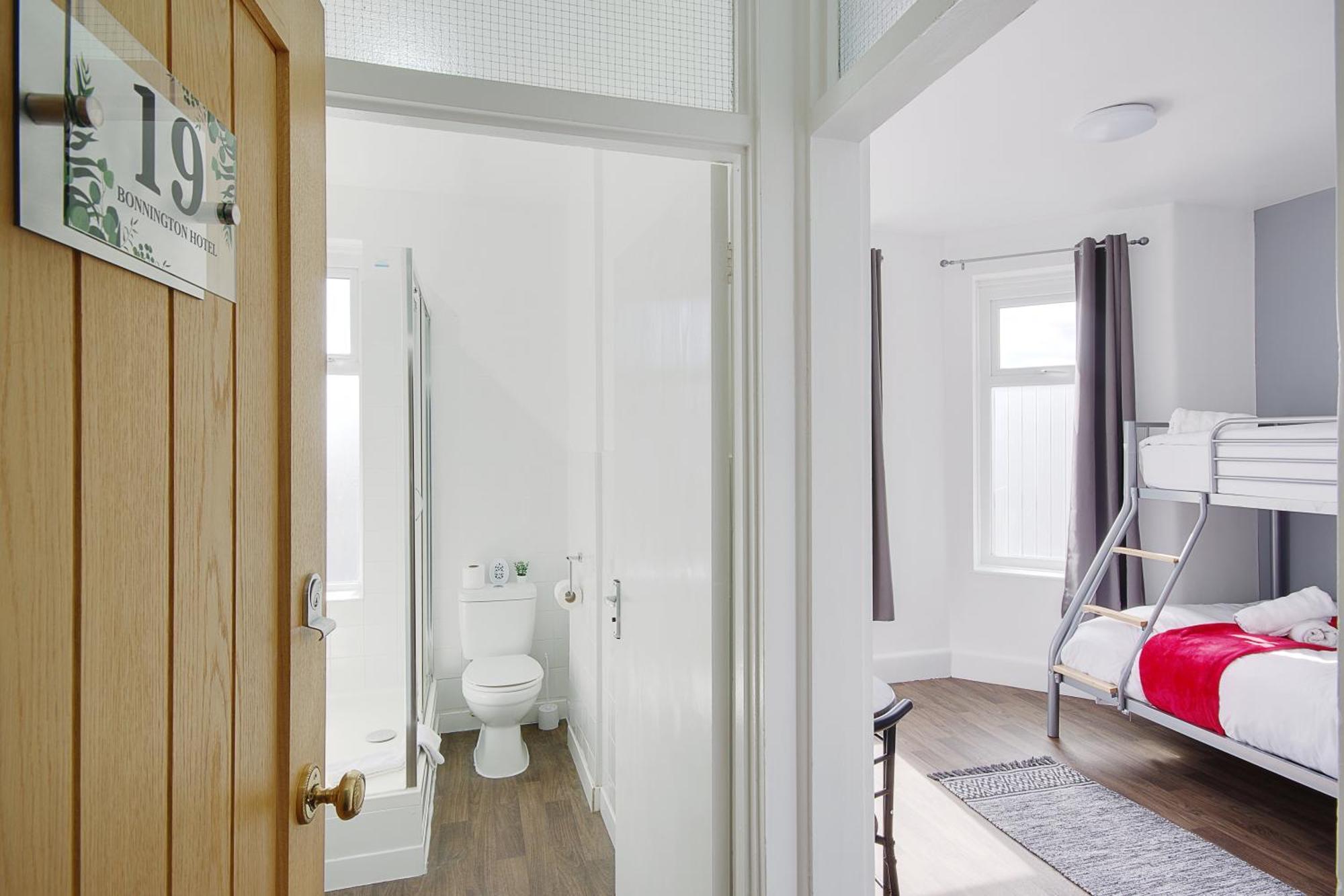 Azure Beach Hotel Bournemouth Ngoại thất bức ảnh