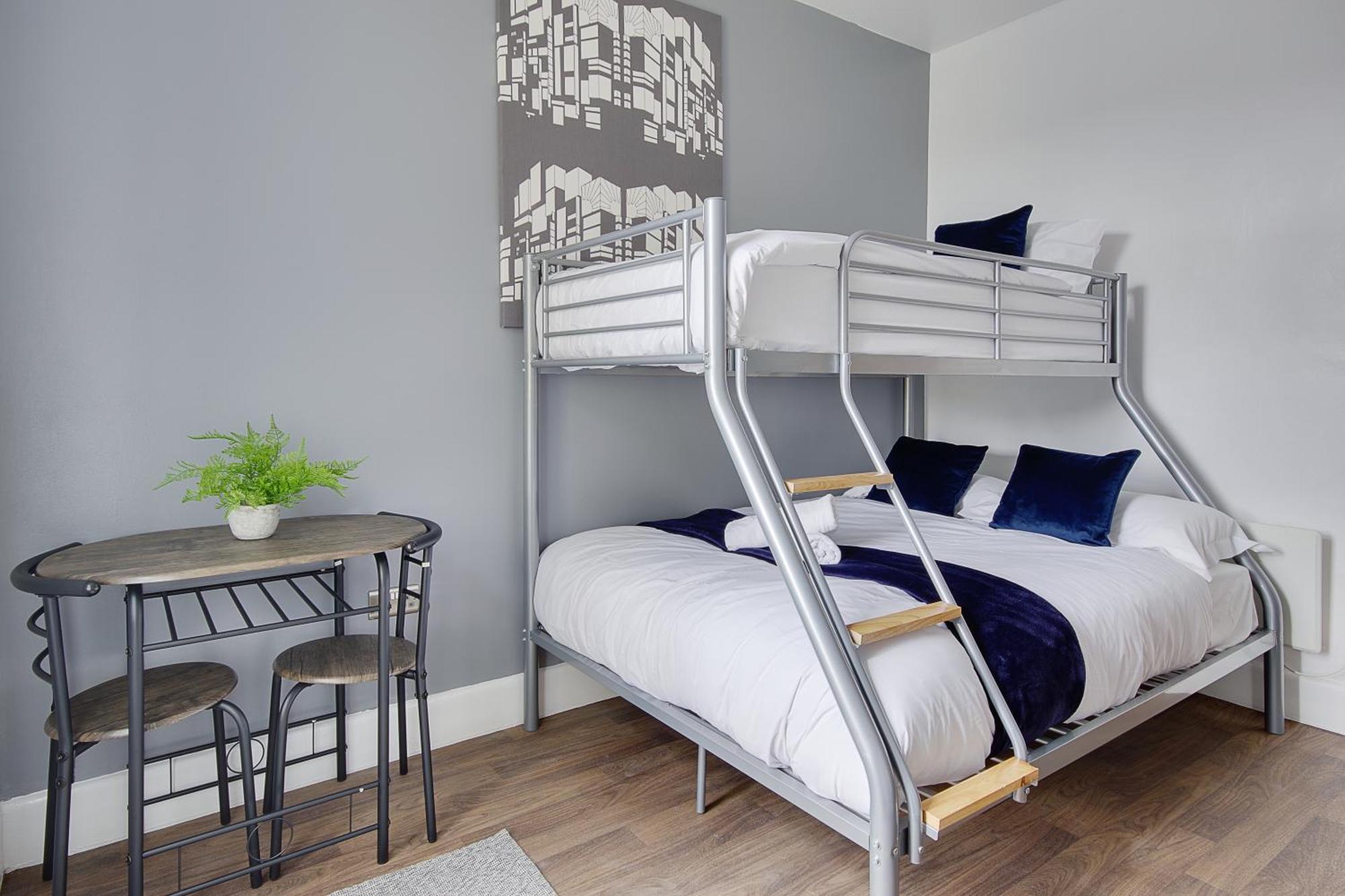 Azure Beach Hotel Bournemouth Ngoại thất bức ảnh