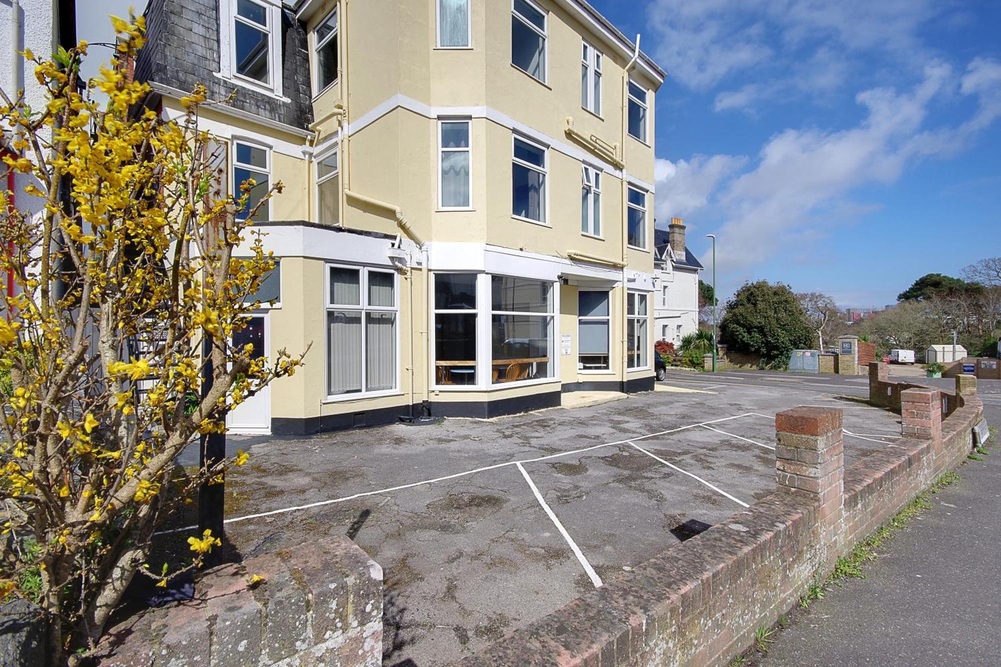 Azure Beach Hotel Bournemouth Ngoại thất bức ảnh